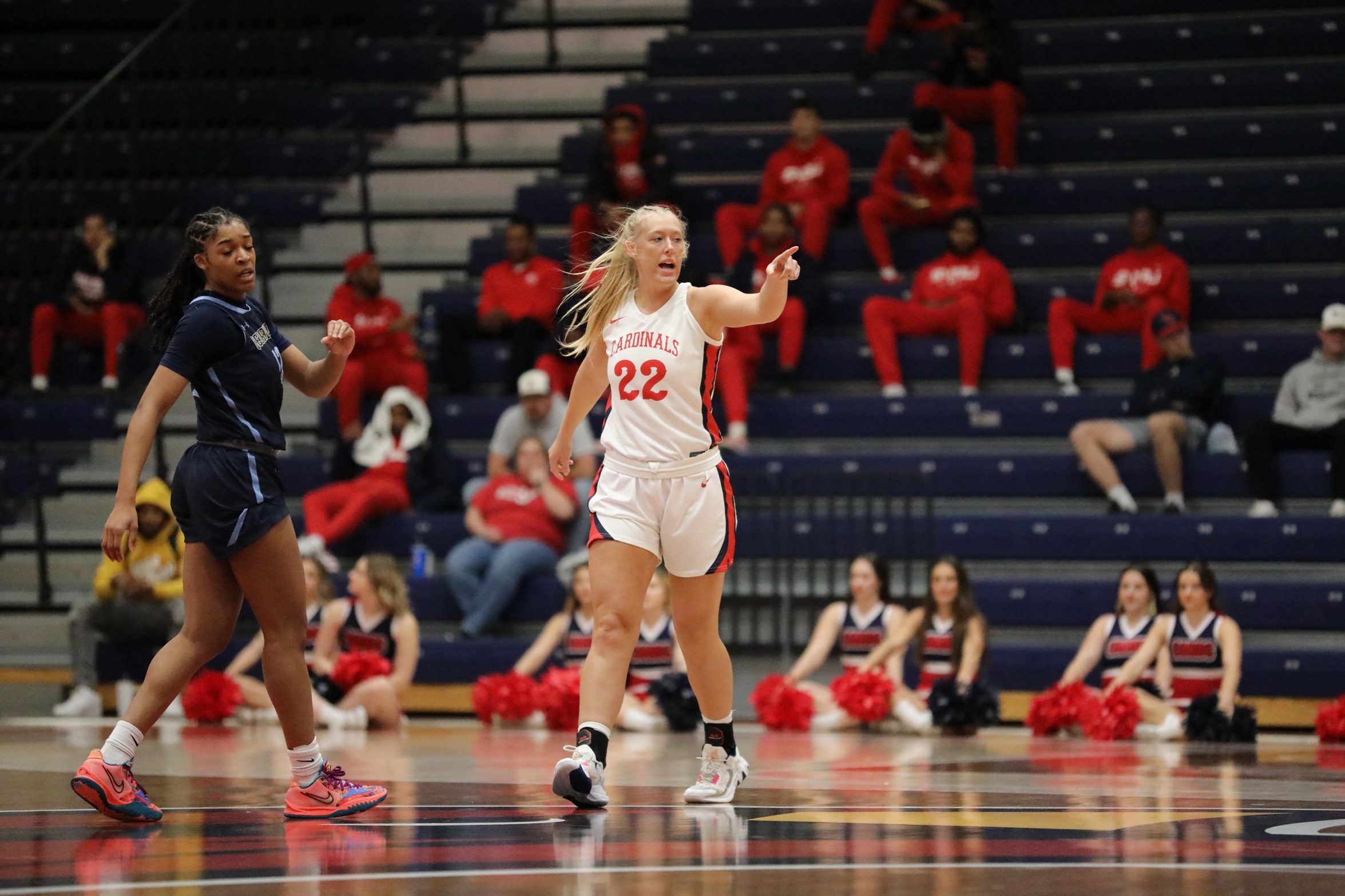 Women&rsquo;s Basketball Topples Hillsdale in First Road Game of Season