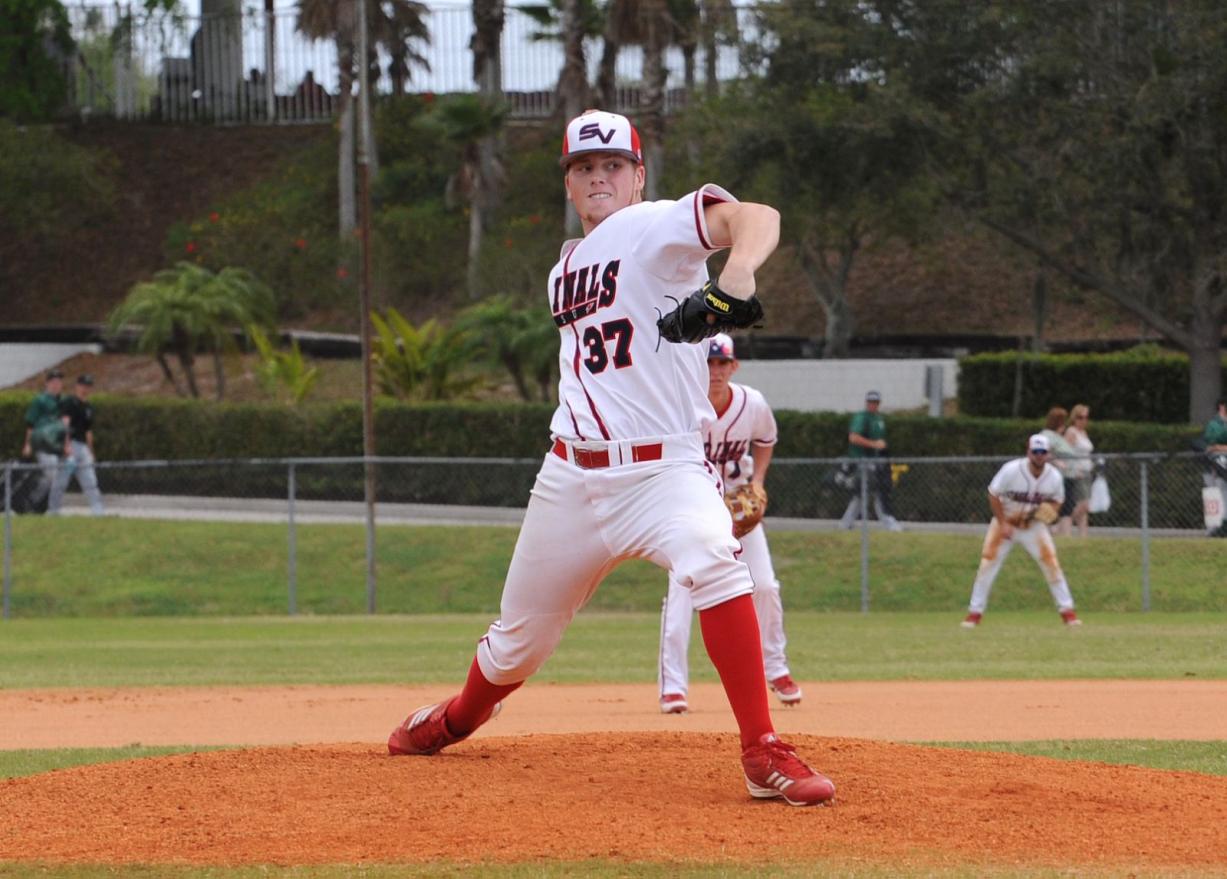 Saunders' Gem Leads Cardinals To Split Against Lakers
