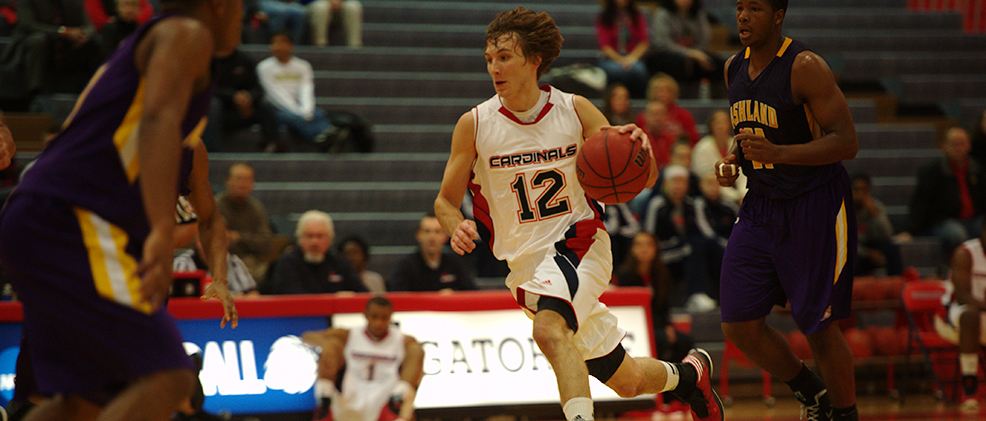 Defensive Pressure in Crunch Time Lifts SVSU over Hillsdale, 48-41