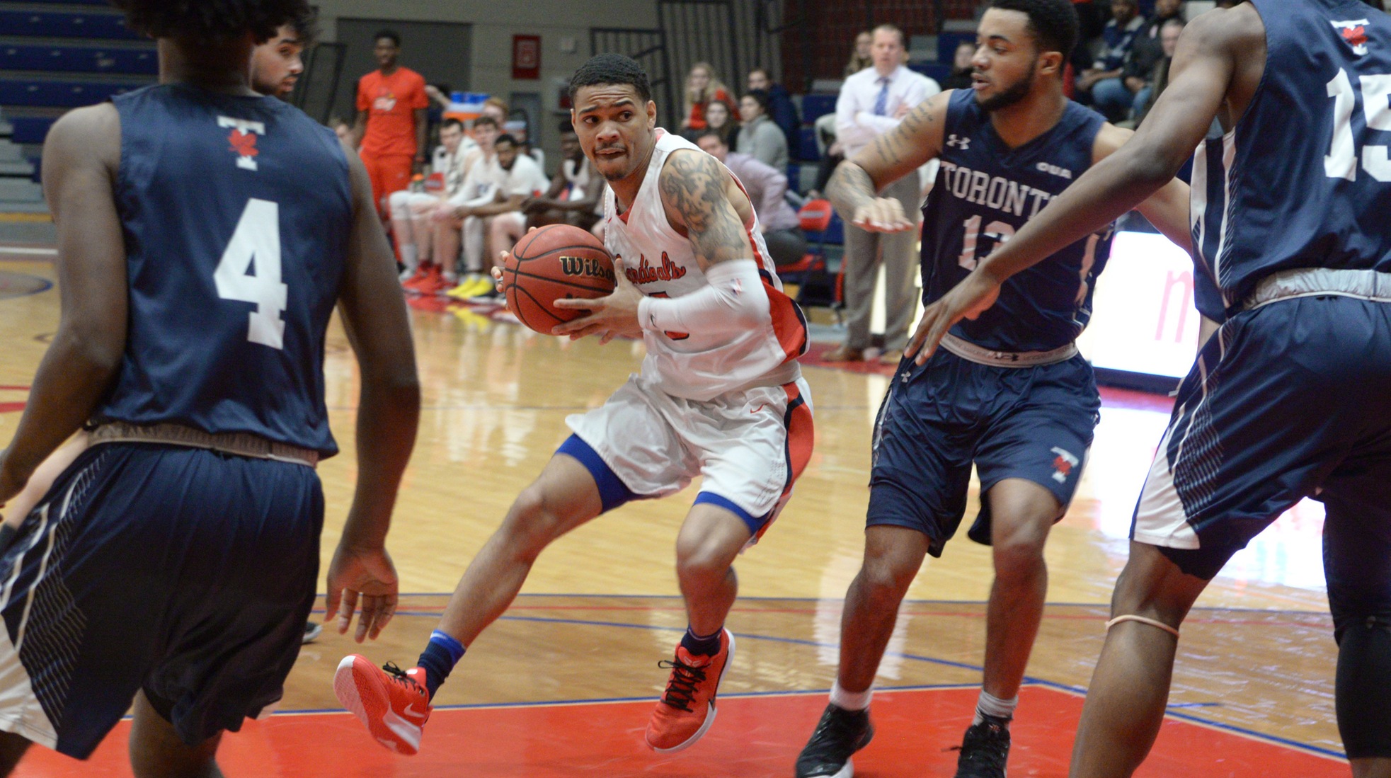 Garrett's 30-point performance leads Cardinals to 99-69 win over Toronto