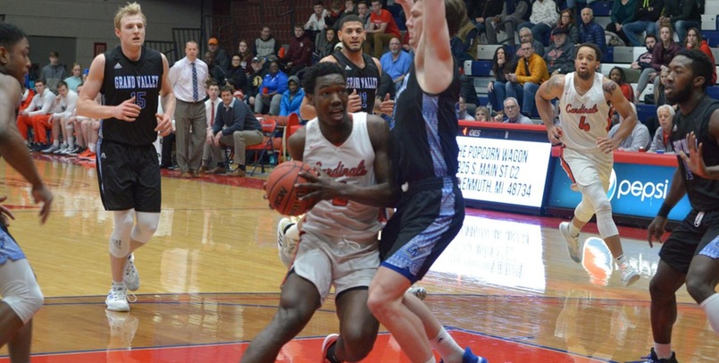Men's Basketball falls on the road at #18 GVSU, 86-74