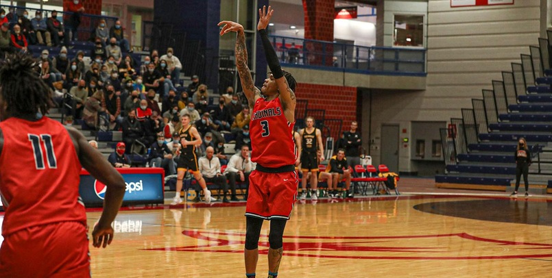 Cardinals shut down Huskies for 66-49 win