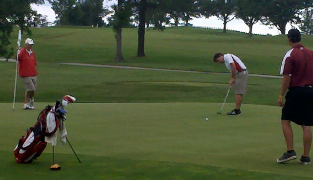 Skidmore Cards Two-Under-Par 70 on Day One of Super Regionals
