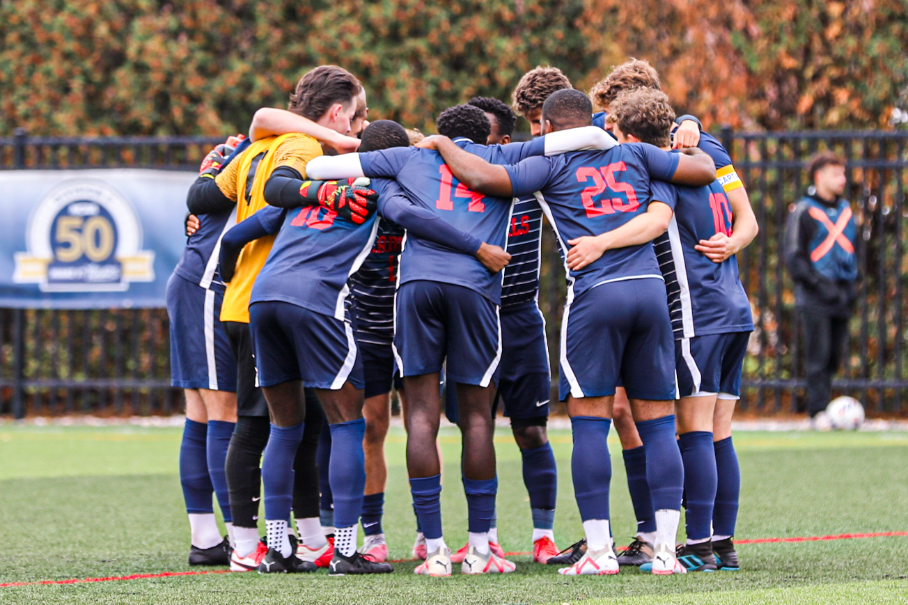 Men&rsquo;s Soccer Prevails in Penalty Kicks in GLIAC Quarterfinal