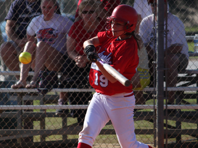 Cardinals Fall to Eagles, 3-2 and 5-4