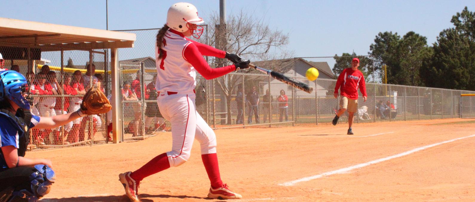 Cardinals Sweep Pioneers on Senior Day