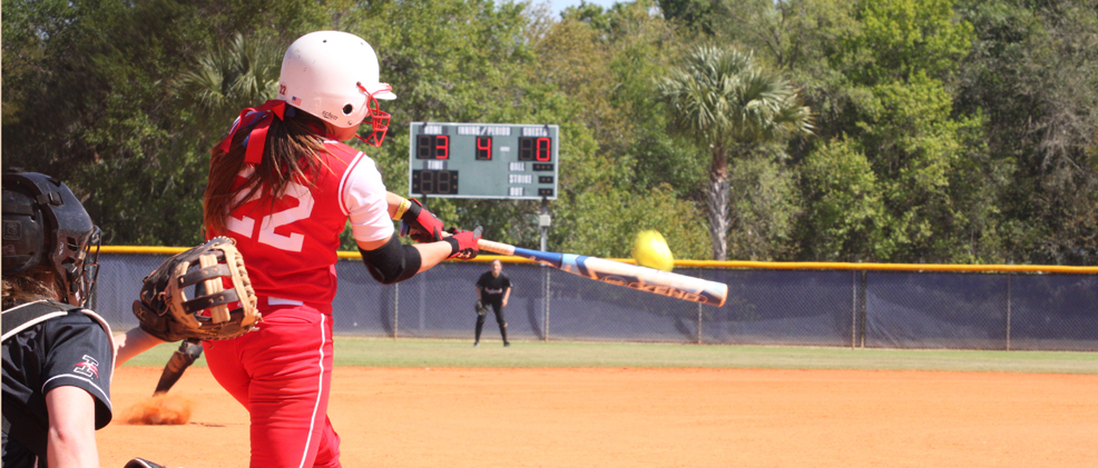 Cardinals Drop Two to No. 4 UIndy