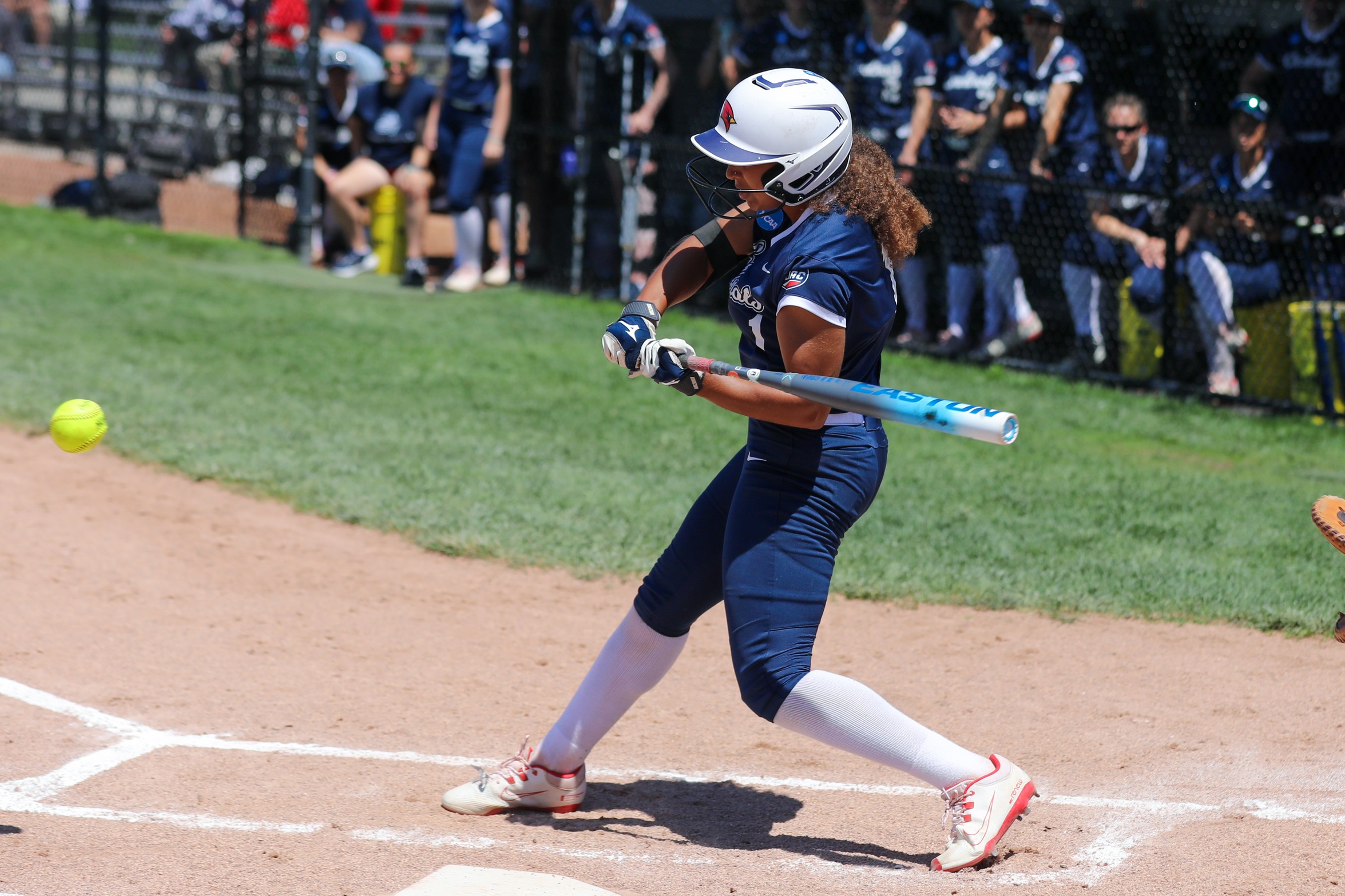 Softball Improves to 4-0 in GLIAC After Sweep of Bulldogs