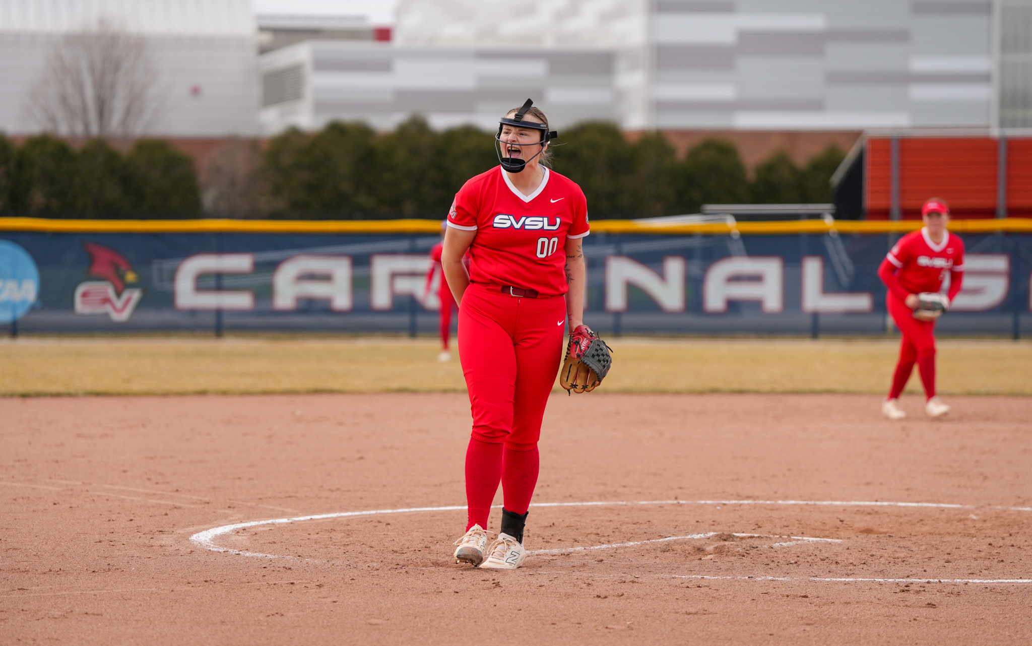 Softball Improves to 8-0 With the sweep of the Rangers