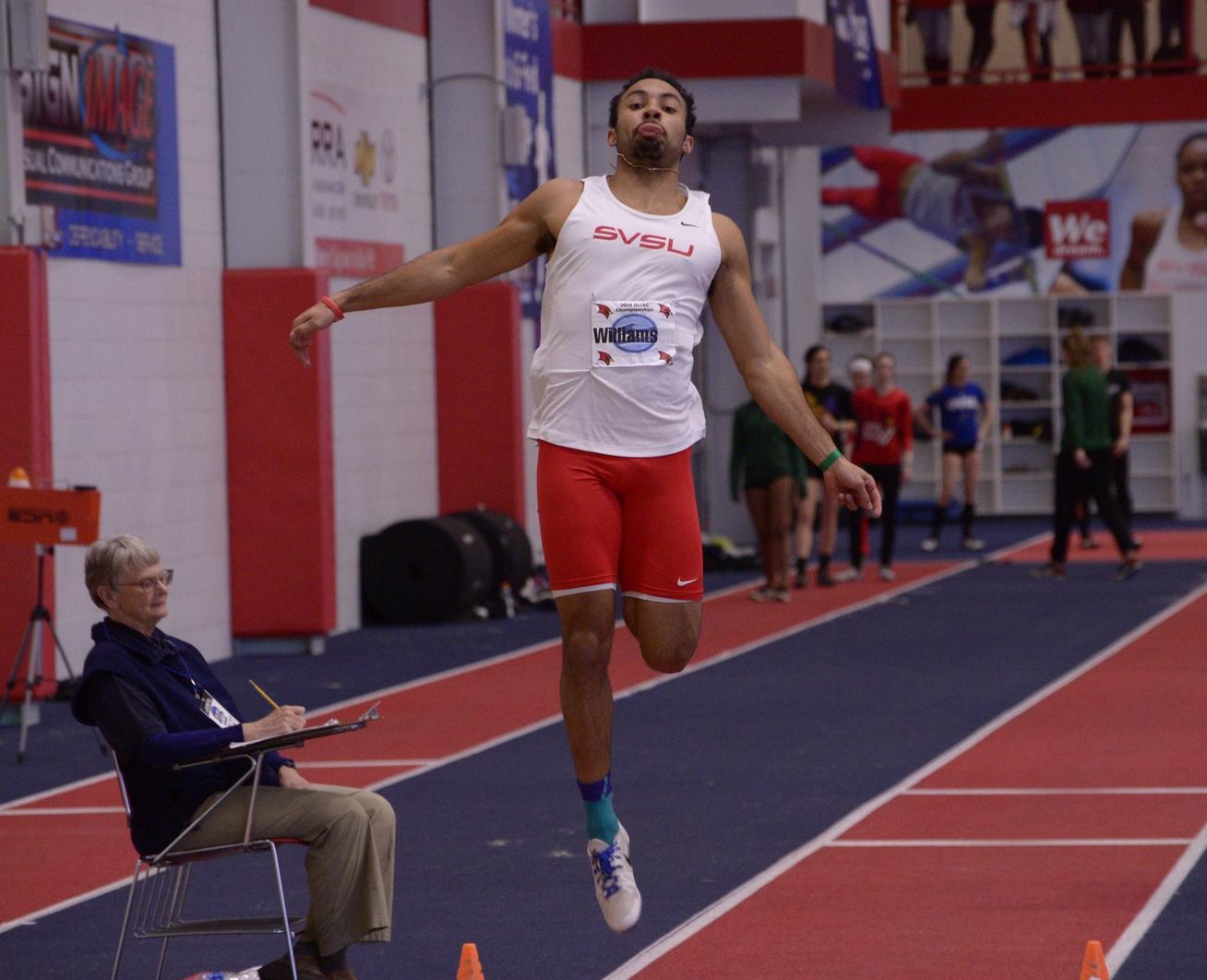 Cardinals compete in day one of the Jet's Pizza Invitational