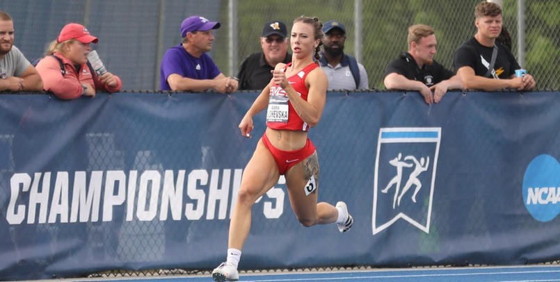 GLIAC honors Olshevska with prestigious Commissioner's Award