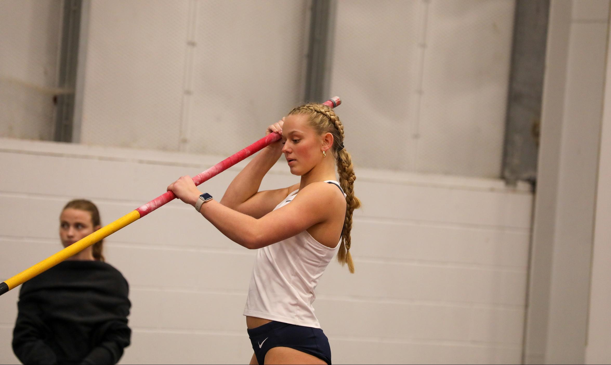 Lundquist and Culpepper Crowned GLIAC Champions and Brown Breaks School Record on Final Day of GLIAC Outdoor Championships