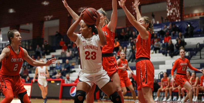 Cardinals win 3rd straight, top Panthers 68-39