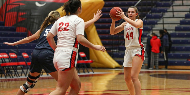 SVSU falls to Southern Indiana in a tight contest