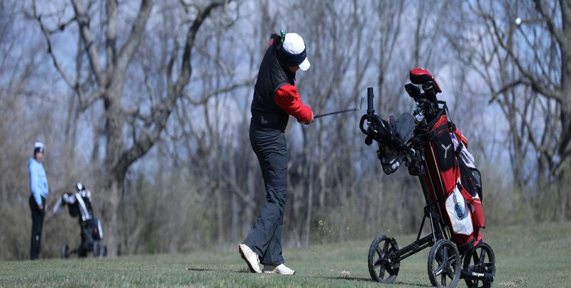 Women's Golf Upsets Wayne State on Day 2 of GLIAC Championships