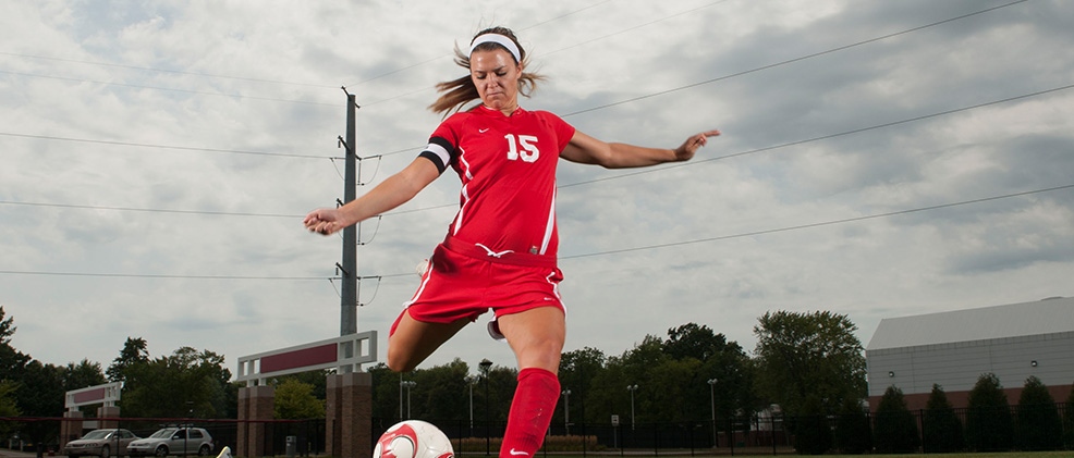 Lady Cardinals Fall to Huskies, 3-1