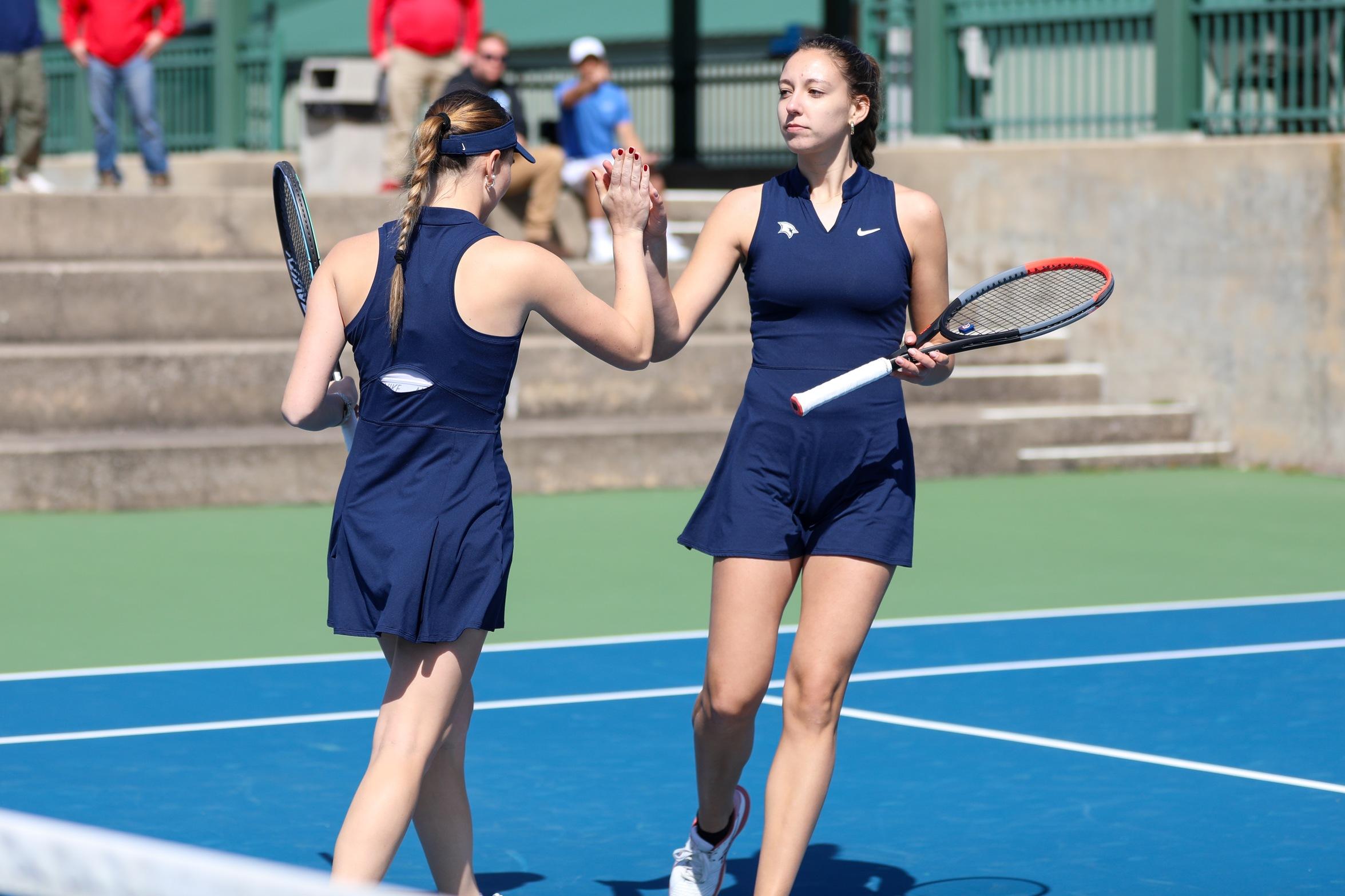 Tennis Falls in Tough Battle Against Wayne State in Second Round of GLIAC Tournament